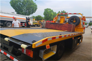 三水区附近拖车电话号码服务