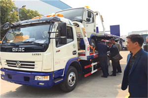 三水区汽车道路救援拖车价格
